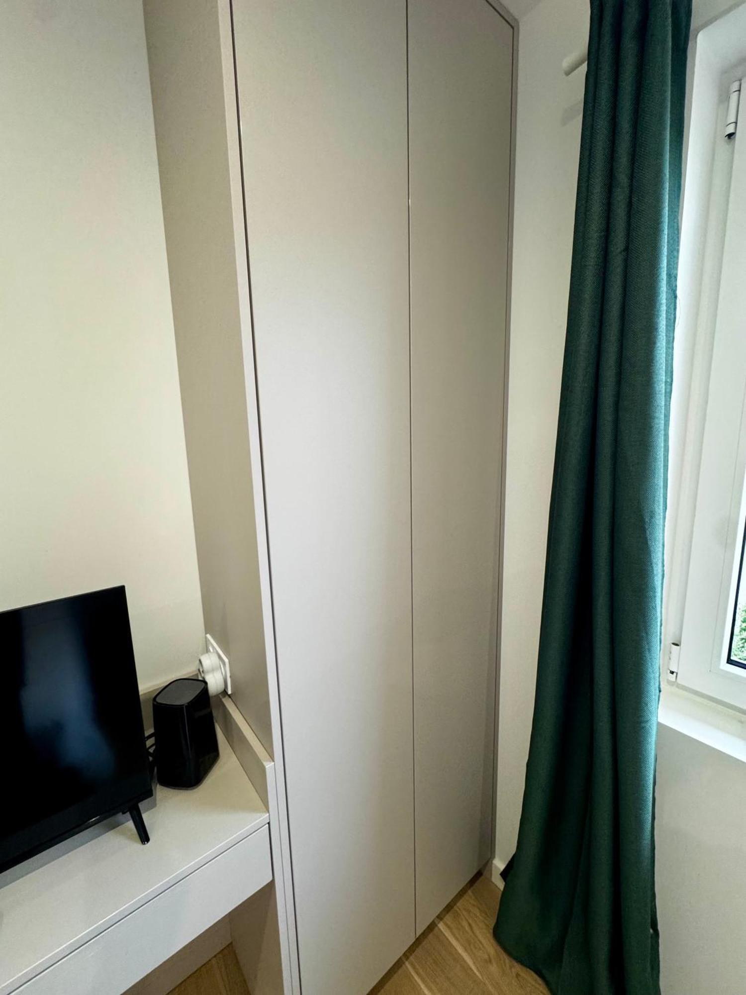 Chambre Privee Climatisee Avec Salle De Bains Partagee-Le Sapin Genay (Rhone) Zewnętrze zdjęcie